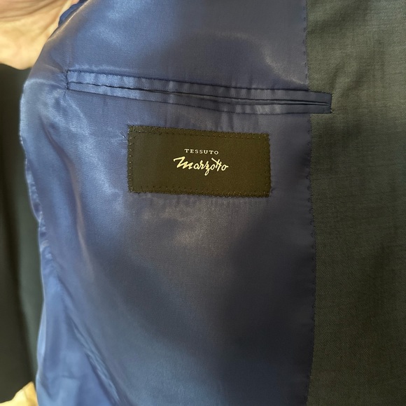 Blue Two-Piece Men’s Suit Italian Tessuto Marzotto wool blend New with Tags - Picture 5 of 11